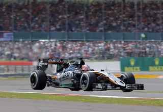 Sergio Pérez saldrá en undécimo lugar en el Gran Premio de Gran Bretaña. (EFE)