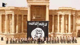 Terror. Ante las ruinas de Palmira, los soldados yihadistas masacran a los soldados.