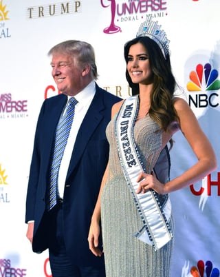 'Miss Universo, Paulina Vega, me criticó por decir la verdad sobre la inmigración ilegal, pero luego dijo que conservaría la corona- Hipócrita', dijo Trump en Twitter. (Archivo)