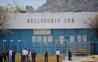 En la gresca, ocurrida en el patio del centro de reclusión, participaron ocho internos quienes se agredieron con armas punzo cortantes. (ARCHIVO)