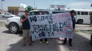 Alrededor de las 12:30 Abraham Jiménez, integrante de Jóvenes en Acción, organización que convocó al movimiento anunciaba que se reprogramaría la marcha dada la “apatía” de la gente. (El Siglo de Torreón)