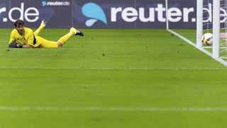Iker Casillas, portero del Oporto y exfutbolista del Real Madrid, jugó los 90 minutos y encajó dos goles en la primera derrota de su equipo en pretemporada ante el Borussia Mönchengladbach. (TWITTER)