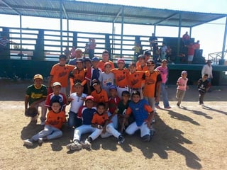 Los pequeños peloteros de la liga 'Benjamín Arroyo' de Francisco I. Madero ganaron sus dos juegos en el cuadrangular en Tlahualilo. Celebran en Tlahualilo torneo cuadrangular de Beis infantil