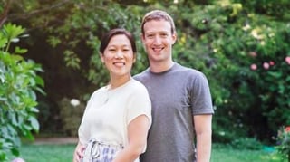 Feliz noticia. Mark Zuckerberg y su esposa anunciaron en Facebook que están a la espera de su primer hijo que será una niña.