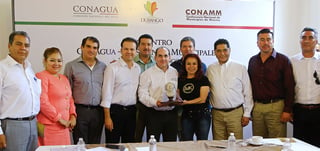 Agua. Esteban Villegas Villarreal gestionó ante el director de la Conagua, Roberto Ramírez de la Parra, recursos para los proyectos de infraestructura hidráulica.