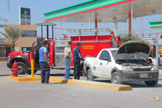 El siniestro se reportó al sistema de emergencia aproximadamente a las 16:20 horas a un costado de la gasolinera ubicada en carretera a Santa Fe y Periférico Raúl López Sánchez.