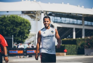 El seleccionado mexicano Giovani Dos Santos será presentado de forma oficial hoy en su nuevo equipo, Los Ángeles Galaxy, de la Major League Soccer (MLS). (Especial)