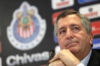 Jorge Vergara asegura que ‘ya no podemos equivocarnos más’ ante la elección del nuevo director técnico para la Selección Mexicana de Futbol. Pide que exista ‘un estudio profundo para decidir correctamente’. (Notimex)