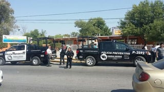 La alerta generó la evacuación de los alumnos y la movilización de los cuerpos de seguridad. (El Siglo de Torreón)
