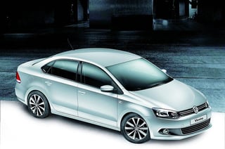 Volkswagen actualiza al Vento, el vehículo más vendido de su gama.