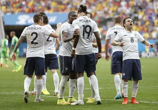 Francia está clasificada automáticamente para la Euro 2016 y utiliza los amistosos para ponerse en forma. (Archivo)