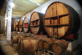 Parras destaca por la producción de vino. (Archivo)