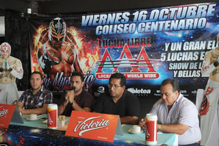 Ayer presentaron la función de lucha de la AAA. Rey Mysterio irá al Coliseo Centenario