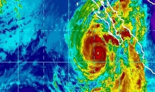 De acuerdo al reporte más reciente de la Comisión Nacional del Agua (Conagua), ''Linda'' se mantiene como huracán en categoría II. (TWITTER) 