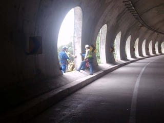 Reabren. El  túnel Pánuco fue reabierto a la circulación en la autopista a Mazatlán, aunque siguen los trabajos en el mismo.