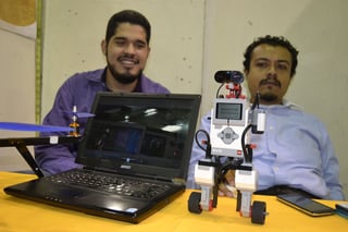 Exponen. Drones y robots entre las creaciones de las y los alumnos del Tecnológico de la Laguna. (EDITH GONZÁLEZ)
