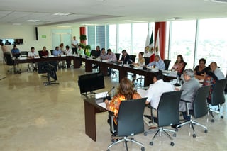 Sesión. El proyecto de Ley de Ingresos para el 2016 del municipio de Torreón, fue aprobado por unanimidad por el Cabildo. (Fernando Compeán)