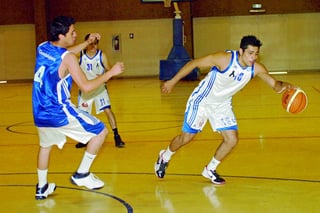 Nada bien la han pasado los Borregos Salvajes jugando en casa en la División I de la Liga ABE en el baloncesto varonil. 
