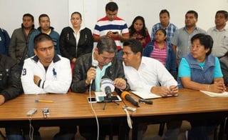 En un pronunciamiento, esa sección que encabeza Enrique Enríquez criticó al gobierno federal y del estado de Oaxaca y asegura que actúan en contra de los derechos laborales y educativos de los trabajadores de la educación a nivel nacional. (EL UNIVERSAL)