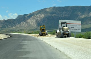 Obra. Se busca  terminar la carretera San Pedro-Cuatro Ciénegas mediante un recurso de 710 millones de pesos. (EL SIGLO DE TORREÓN)