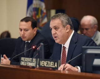 Acusaciones. En la imagen se observa al ministro del Petróleo venezolano ante la OEA.