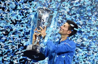 Djokovic logró su cuarto título consecutivo de la Copa Masters. (EFE)
