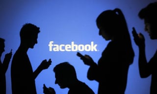 Lo nuevo. Facebook facilitará herramientas para indicar que ya no están en una relación con cierta persona y ver menos su nombre. (ARCHIVO)
