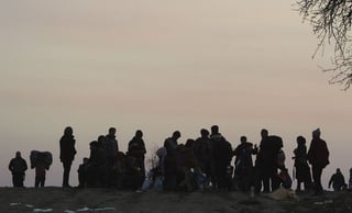 Según los datos dados a conocer por Ottawa, los 25,000 sirios que serán aceptados en Canadá de aquí a febrero ya han sido identificados en campos de refugiados de la región. (ARCHIVO)