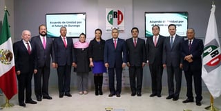 Acuerdo. Se dio a conocer por la dirigencia nacional del PRI, junto a los cinco aspirantes. 