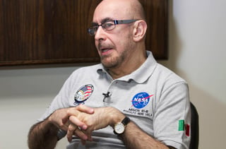 Ciencia. En la imagen aparece el primer astronauta mexicano, Rodolfo Neri Vela. 