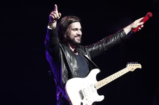 Juanes participará con Seth MacFarland y Trisha Yeaerwood, entre otros artistas, que cantarán en el evento de Las Vegas. (ARCHIVO)