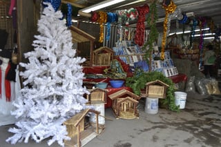 Ventas navideñas. Se encuentra ya listo el tradicional mercadito navideño de Gómez Palacio. (EL SIGLO DE TORREÓN)