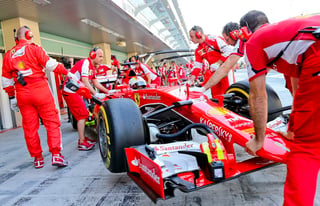 Ferrari informó de que los responsables del mercado milanés aprobaron la cotización de sus acciones, pendiente de la publicación del folleto correspondiente por parte de las autoridades regulatorias. (ARCHIVO)
