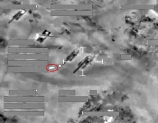 Destrucción. Cortesía de las fuerzas aéreas de la coalición contra el Estado Islámico en donde se observa los objetivos.