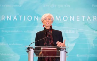 Riesgos. Christine Lagarde, directora-gerente del FMI que estimó una reducción en el crecimiento de las economías. (EFE)