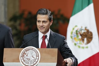 Peña Nieto se ausentará de territorio nacional del 26 al 28 de enero próximos, a fin de participar en la Cumbre. (ARCHIVO)