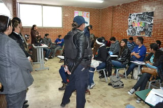 Prevención. Arrancó ayer el programa Escuela Segura, en un plantel de Bachillerato en Torreón.