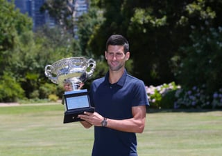 En la cabeza del ranking mundial todo sigue igual, con Djokovic manteniendo las distancias con sus competidores. El serbio duplica en puntos al segundo en la lista, el británico Andy Murray. (EFE)