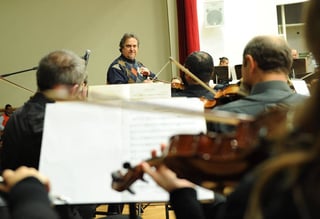 Abiertos. Los conciertos didácticos de la orquesta son gratuitos y dirigidos a estudiantes de diferentes niveles de Torreón.