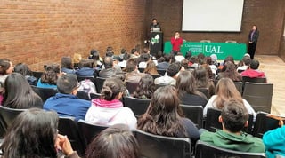 Conocimiento. Con una conferencia, arrancó el mes del Emprendedor en el auditorio de la Universidad Autónoma de La Laguna. (CORTESÍA)