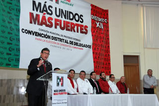 Uribe agradeció a los miembros de su partido por la confianza depositada y aseguró que respnderá con lealtad a dicha confianza. (EL SIGLO DE TORREÓN)