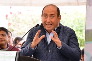 Rubén Moreira vino a Torreón para acompañar al alcalde Miguel Riquelme en inicio de los trabajos de la tercera etapa de la Línea Verde. (FERNANDO COMPEÁN)