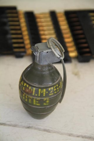 Explosivo. Las granadas fueron entregadas al personal de la Sedena. (EL SIGLO DE TORREÓN)