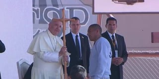 El Papa Francisco ingresó al Centro Penitenciario No. 3 de Ciudad Juárez. (ESPECIAL)
