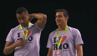 Ambos clavadistas se dijeron dispuestos a trabajar para lograr incluso el oro en la cita olímpica de Río de Janeiro. (TWITTER)