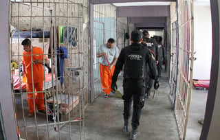 Del total de reos reubicados, 35 de ellos estaban recluidos en el Penal del Topo Chico; 14 en el centro penitenciario de Apodaca y 10 en el Centro de Reinserción Social (Cereso) de Cadereyta. (ARCHIVO) 
