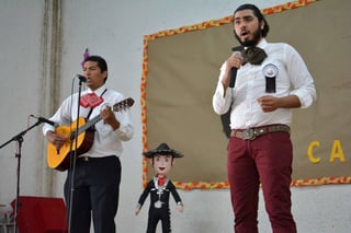 Logro. Tres estudiantes del CEMT logran el primer y segundo lugar dentro del Concurso Regional de la Canción Ranchera.