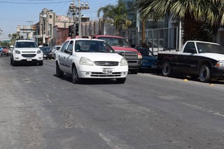Recursos. El Municipio de Gómez Palacio continúa gestionando recursos para pavimentar. (MA. ELENA HOLGUÍN)