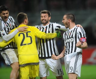 Así festejaron los jugadores de Juventus su pase a la final. (EFE)