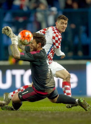 La selección de futbol de Croacia se impuso 2-1 frente a Israel en partido celebrado en el estadio Gradski. (AP)